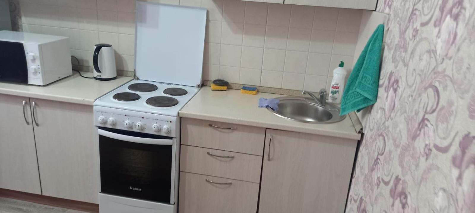 Уютная Квартира Комфорт Класса76 Astana Bagian luar foto