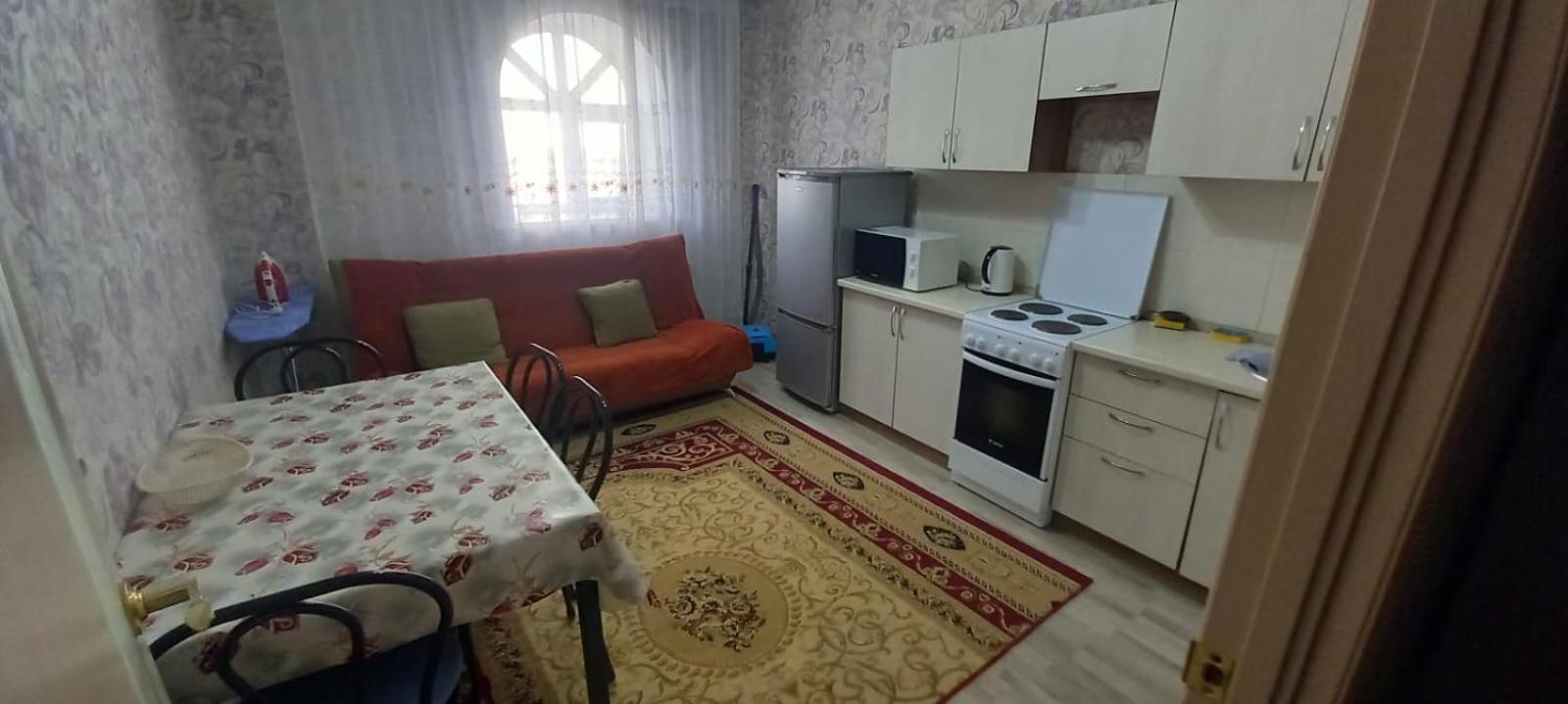 Уютная Квартира Комфорт Класса76 Astana Bagian luar foto