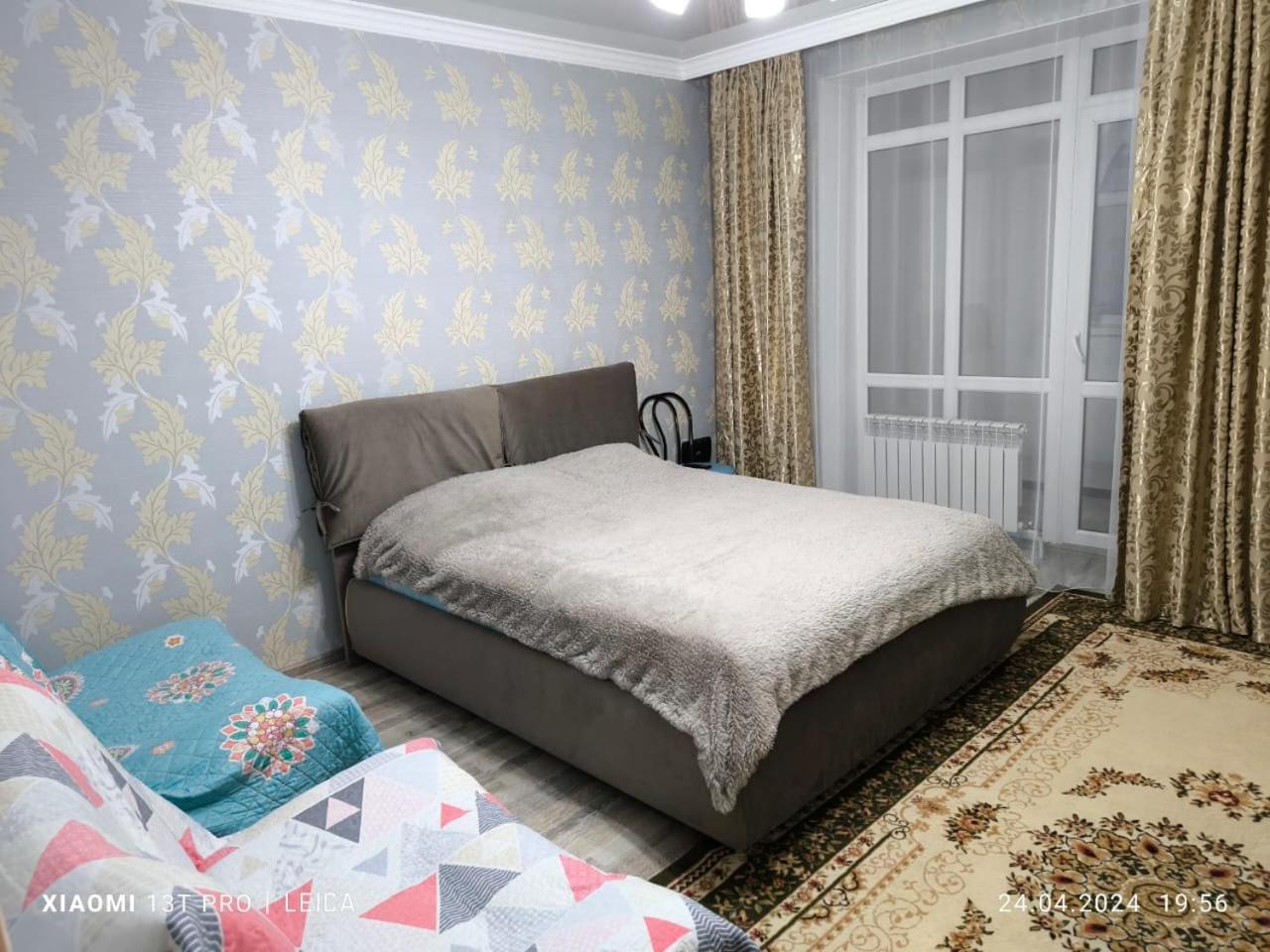 Уютная Квартира Комфорт Класса76 Astana Bagian luar foto
